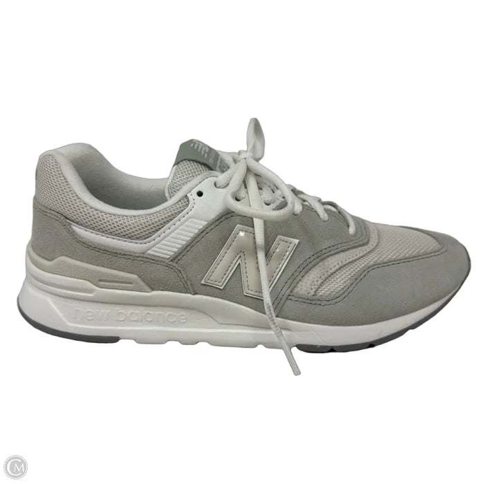 997H Sneakers By New Balance In Grey & White, Size: 8.5