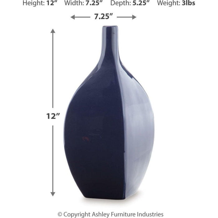 Abtinson Vase