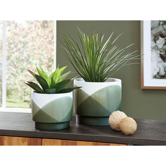 Ardenridge Planter (Set of 2)