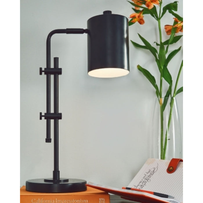 Baronvale Metal Desk Lamp (1/CN)