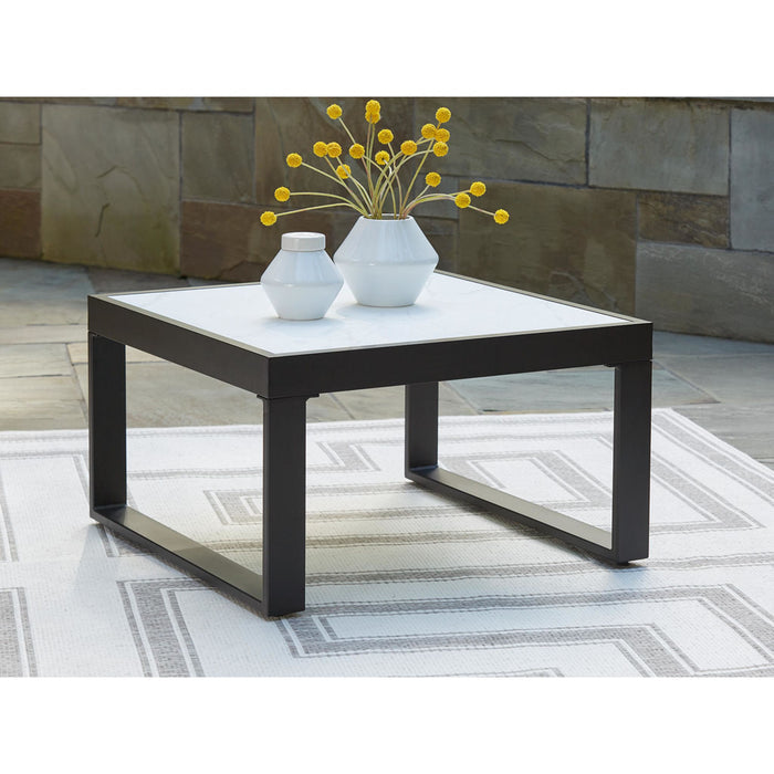 Beachloft Outdoor Coffee Table