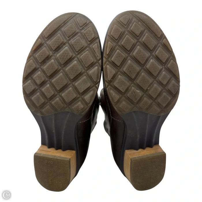 Boots Ankle Flats By Chacos In Brown, Size: 6