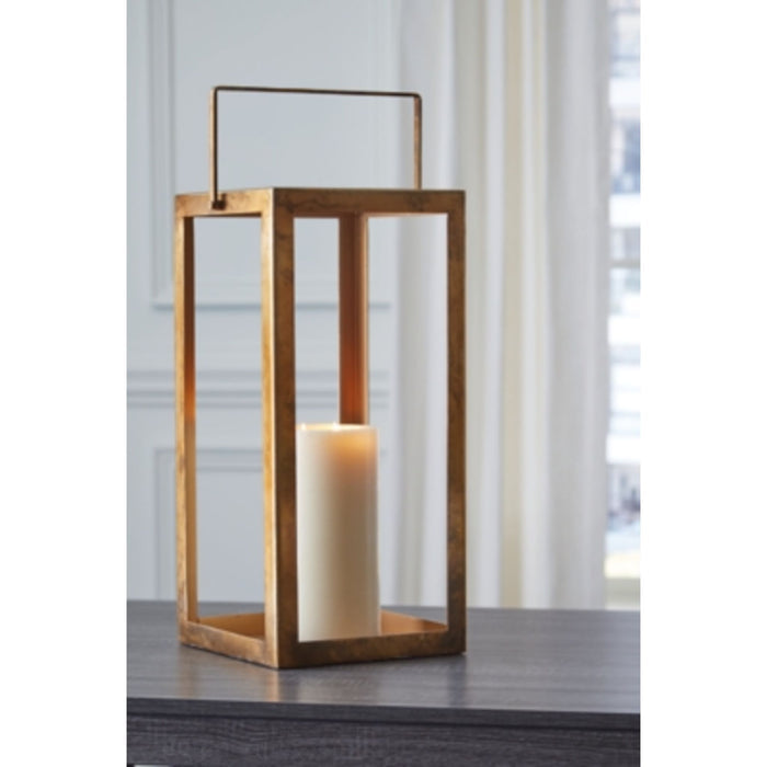 Briana LANTERN