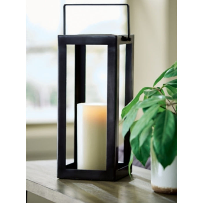 Briana LANTERN