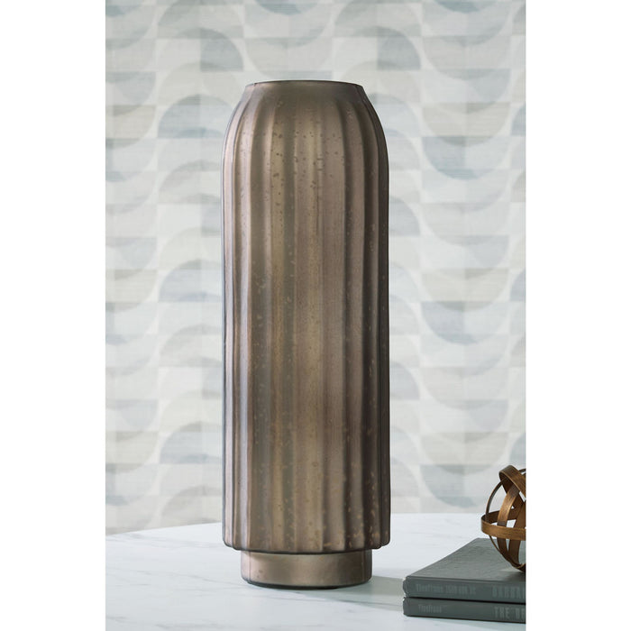 Briarcott Vase