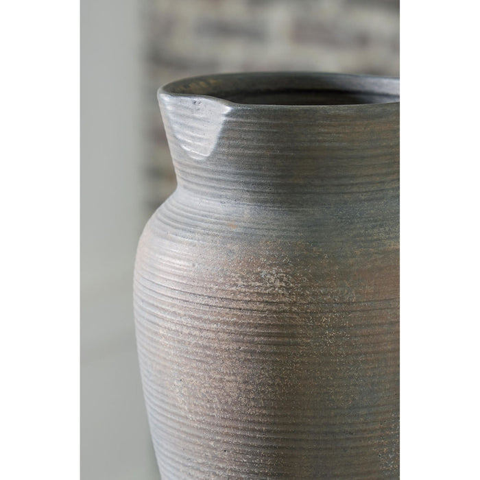 Brickmen Vase