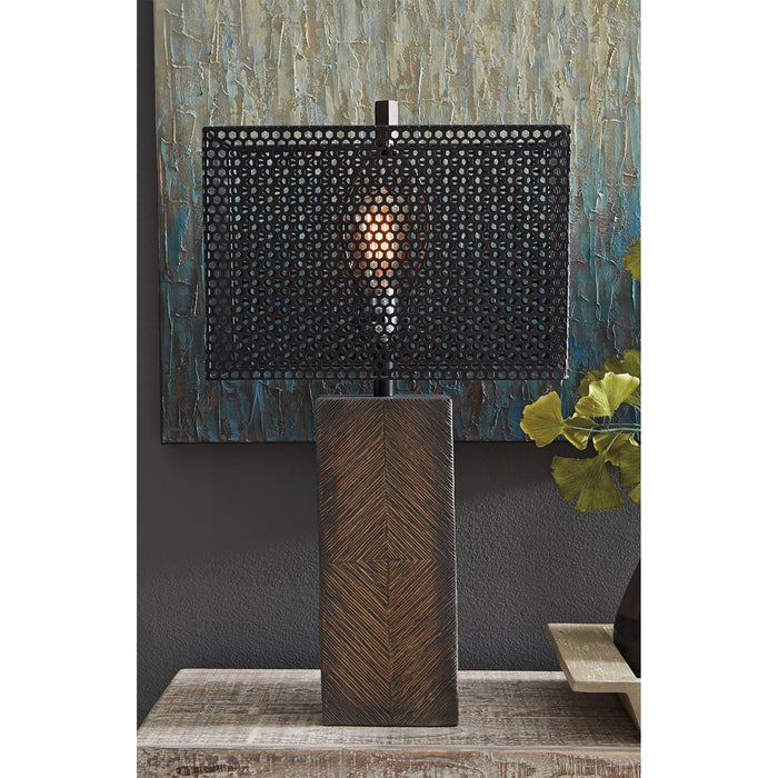 Briek Table Lamp (Single)