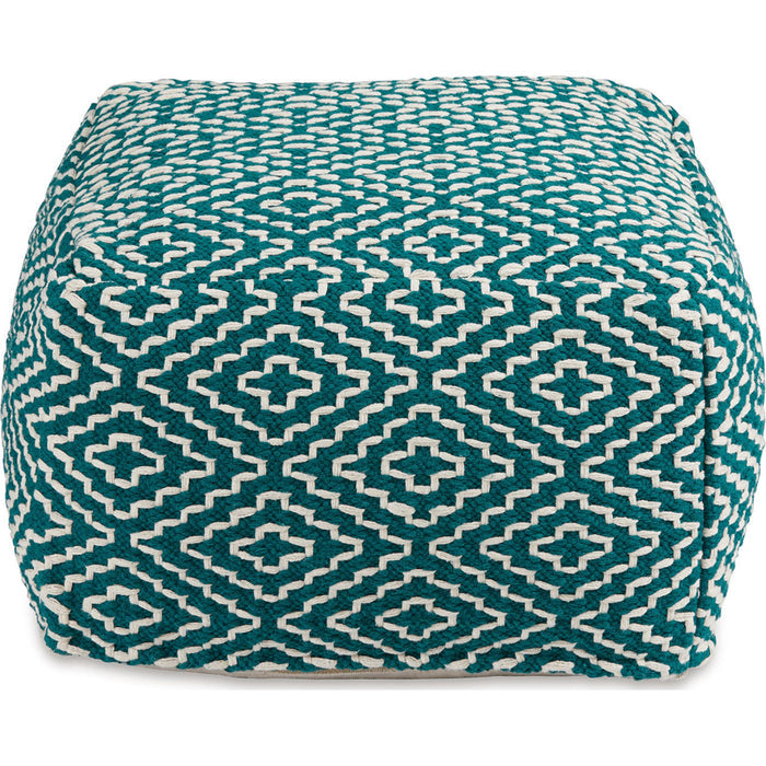Brynnsen Pouf
