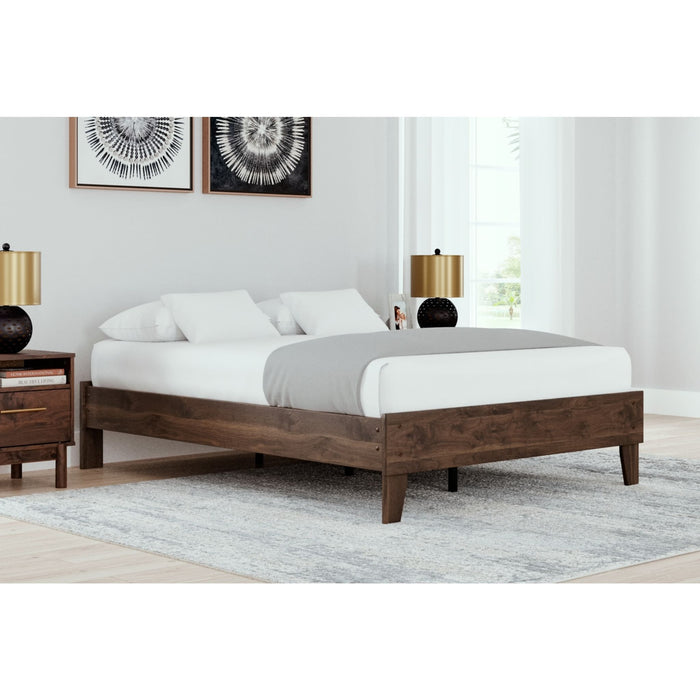 Calverson Full Platform Bed