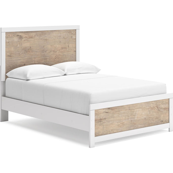 Charbitt Full Panel Bed