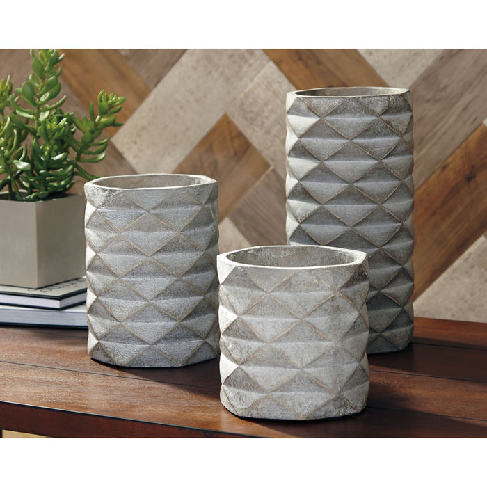 Charlot Vase (Set of 3)