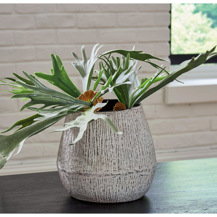 Claymount Vase