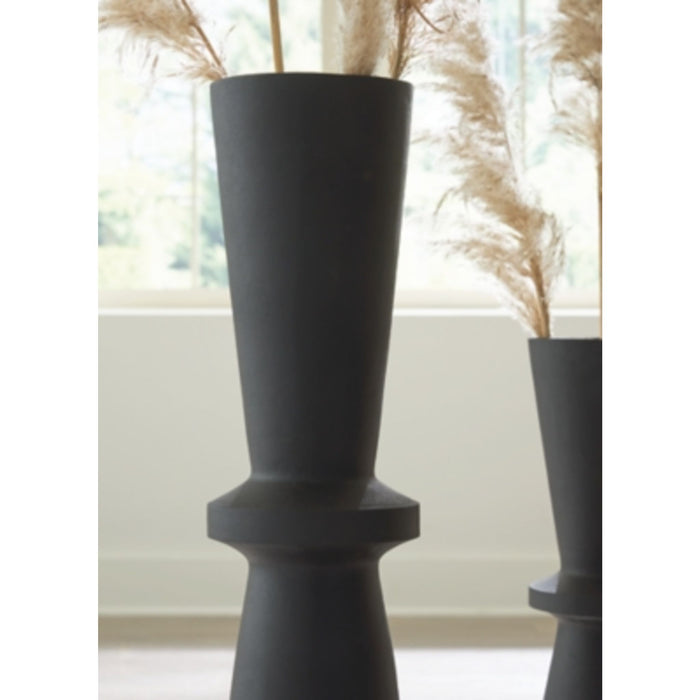 Collisten Vase