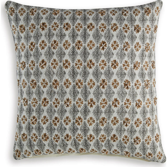 Dainwick Accent Pillow