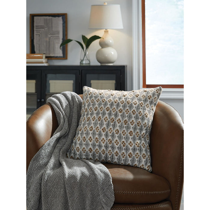 Dainwick Accent Pillow