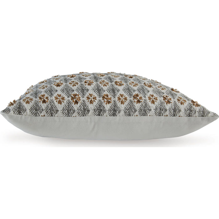 Dainwick Accent Pillow
