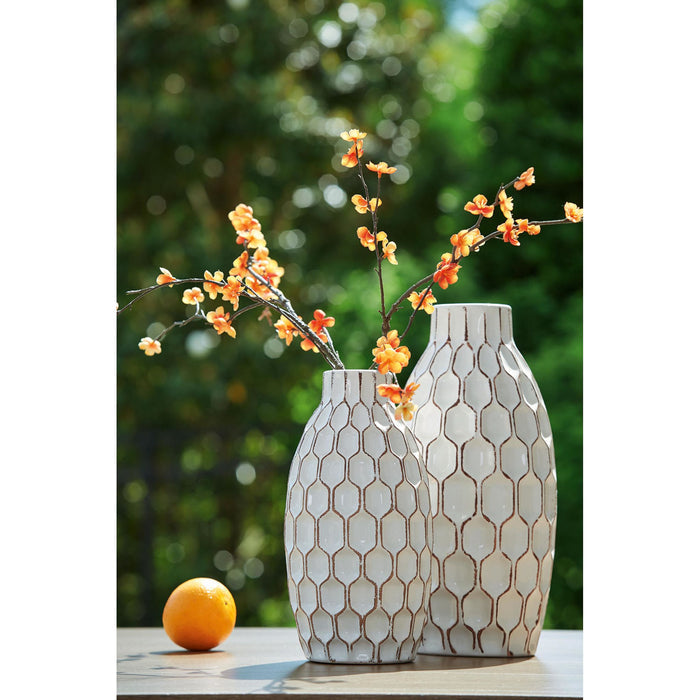 Dionna Vase (Set of 2)