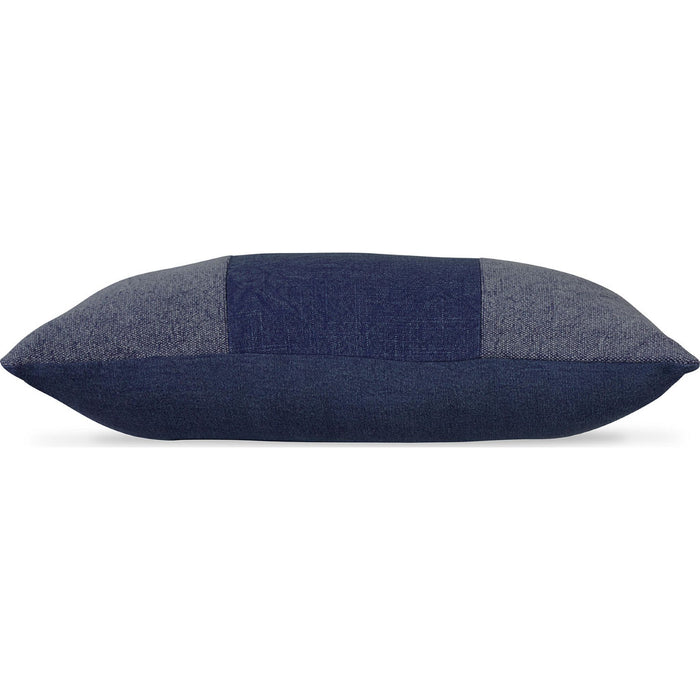 Dovinton Accent Pillow
