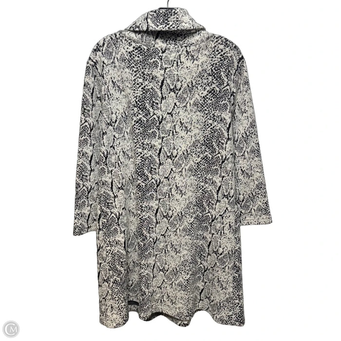 Dress Casual Short By Tyler Boe In Black & White, Size: Xl