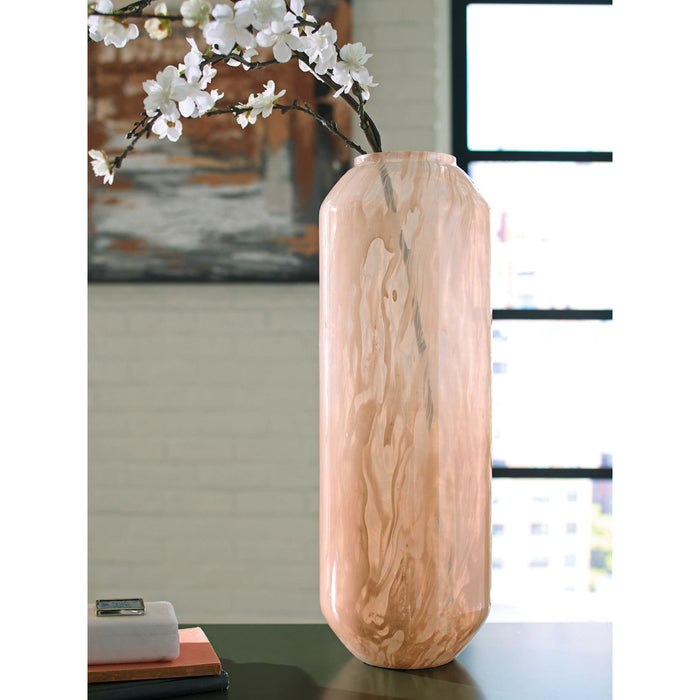 Dushby Vase