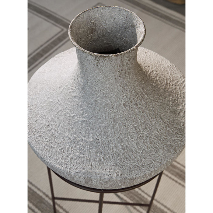 Estonbank Vase