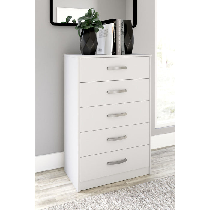 Flannia Chest