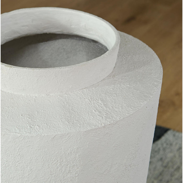 Flurinworth Vase