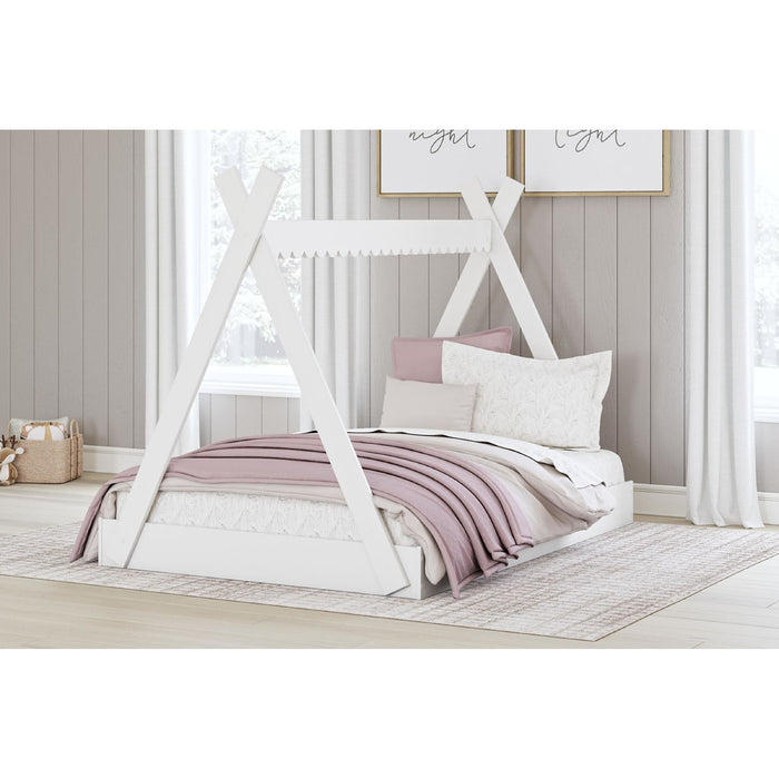 Hallityn Full Tent Bed