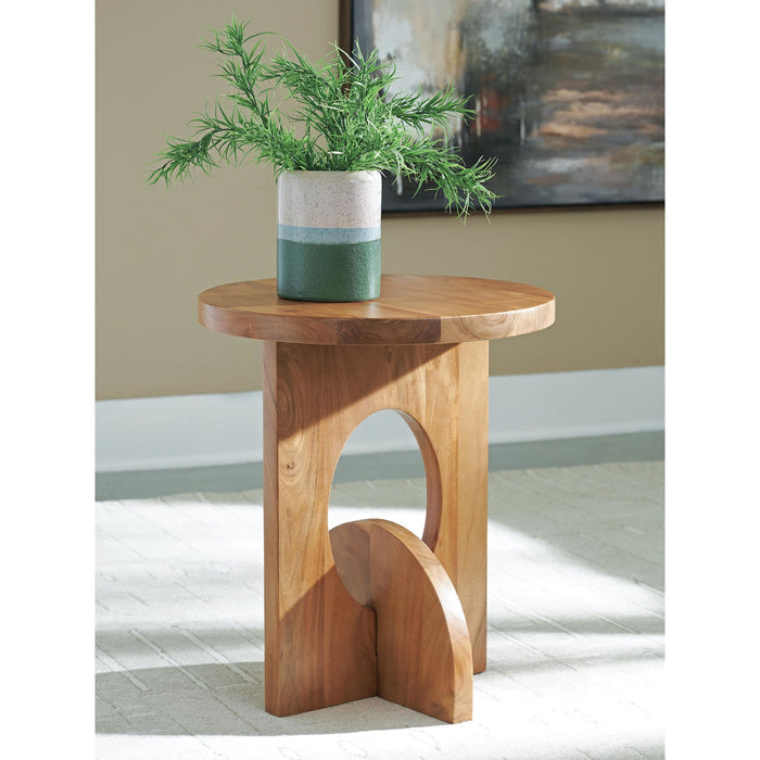 Hollbourne Accent Table