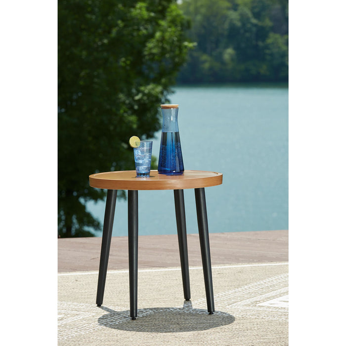Horizon Hall Outdoor End Table