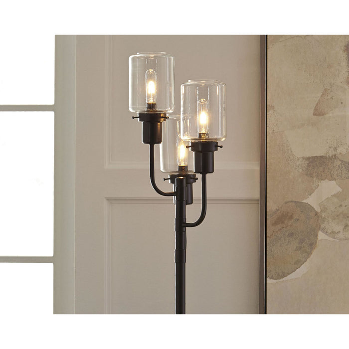 Jaak Floor Lamp