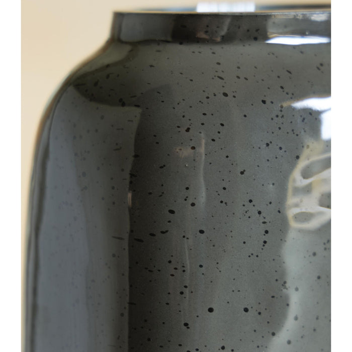 Kierlain Vase