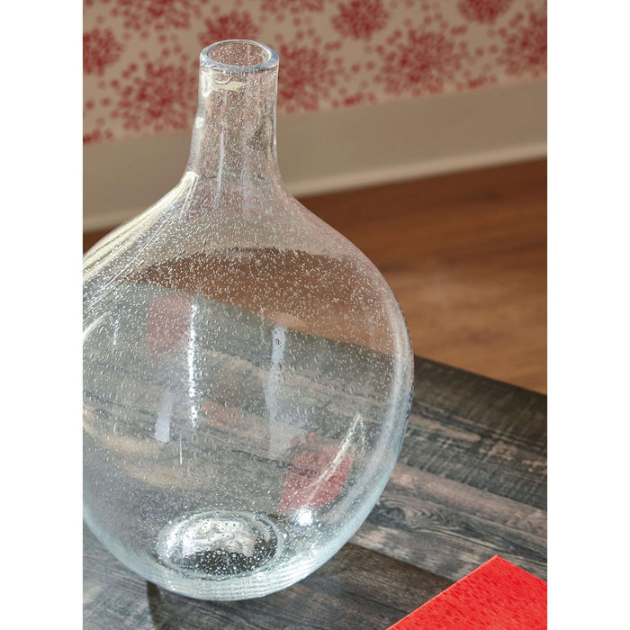 Kurthorne Vase