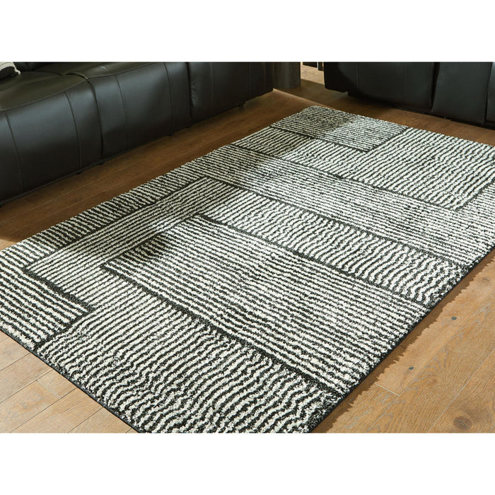 Kurtmen Area Rug