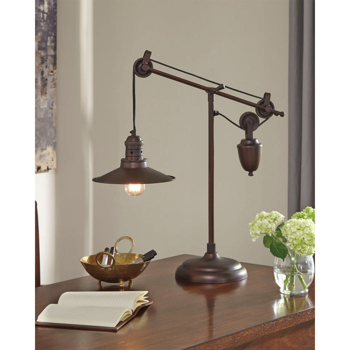 Kylen Table Lamp (Single)
