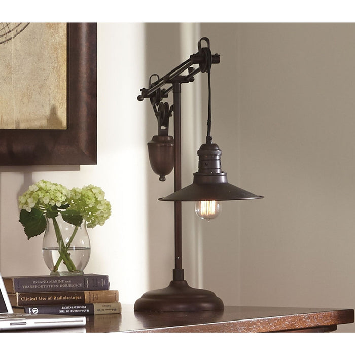 Kylen Table Lamp (Single)