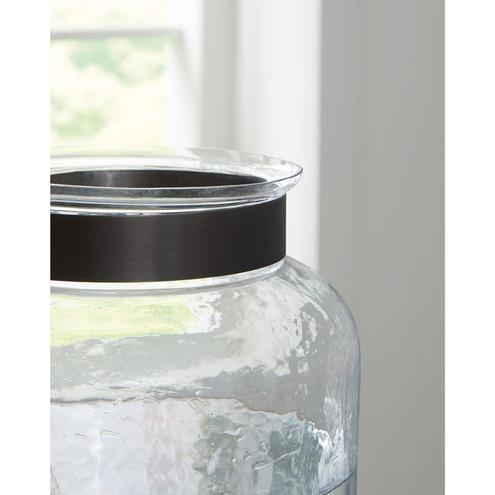 Lukasvale Vase