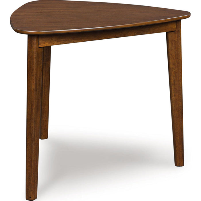 Lyncott Dining Table