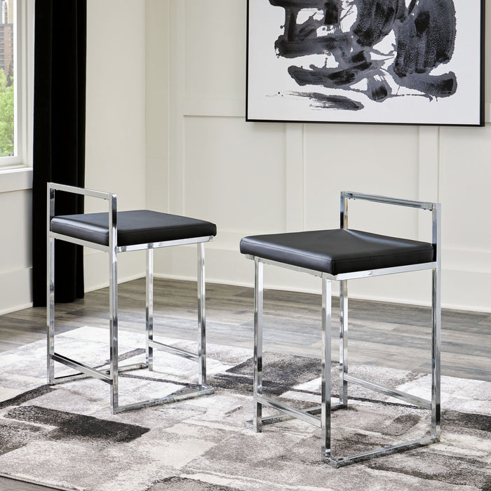 Madanere Counter Height Stool