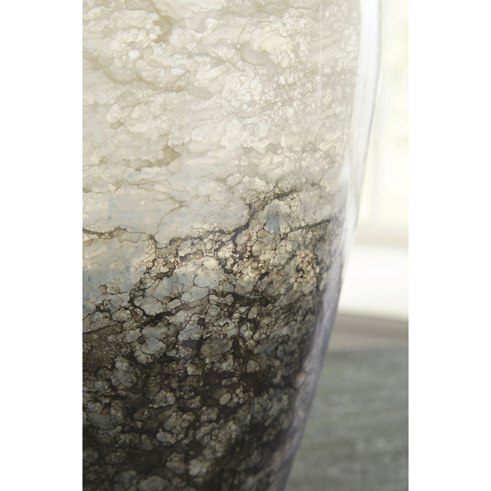 Mirielle Vase
