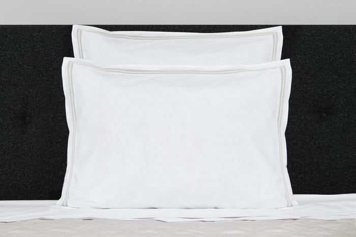 Pillow Sham Singles (Standard) / White/Pearl