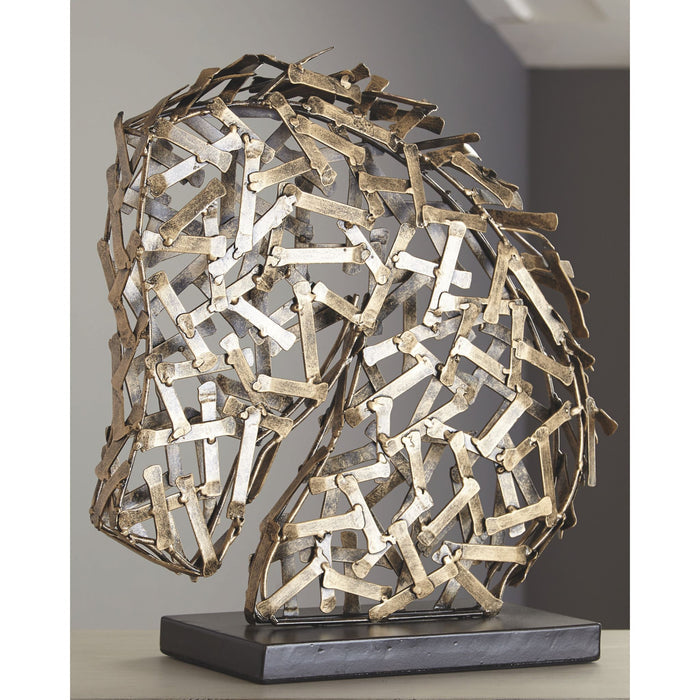 Nahla Sculpture