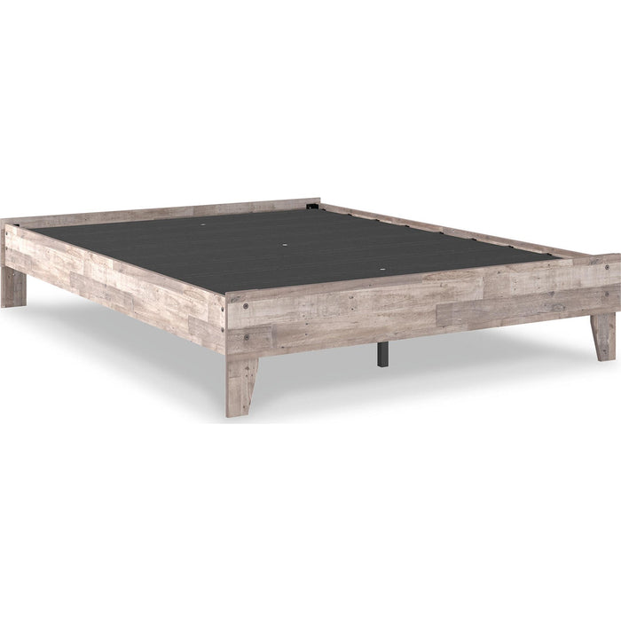 Neilsville Queen Platform Bed