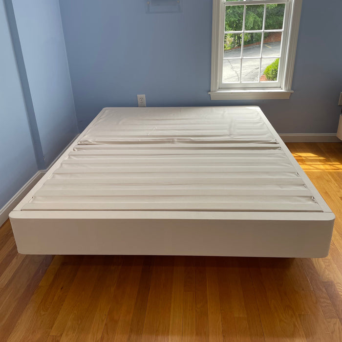 Top view Full-Size TOM Atlas 6" Upholstered Slatbox Foundation