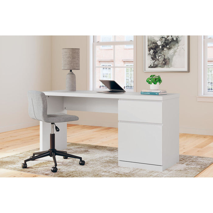 Onita Desk