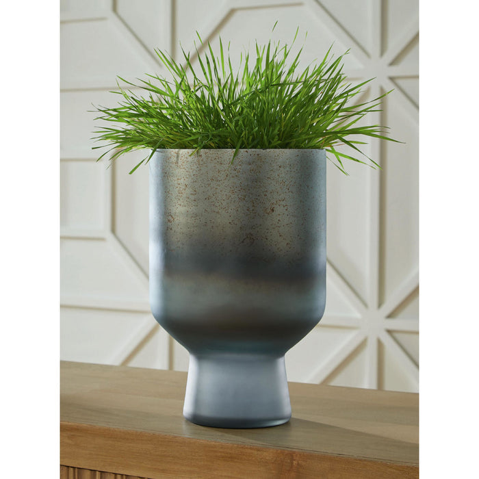 Pennmore Vase