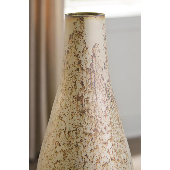 Plawite Vase