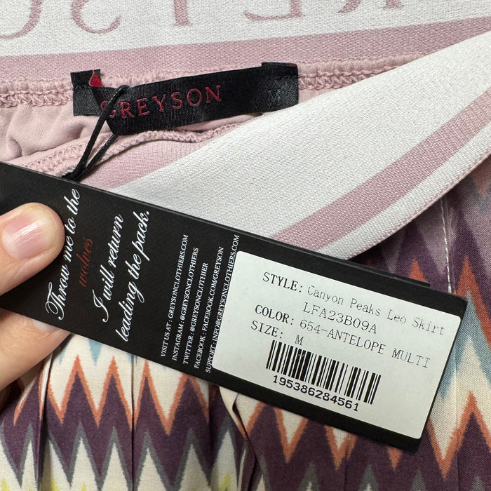 Pleated Athletic Skort By Greyson In Chevron Pattern, Size: M