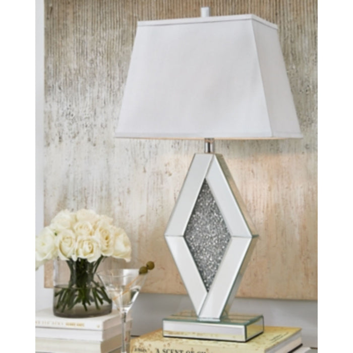 Prunella Table Lamp (Single)