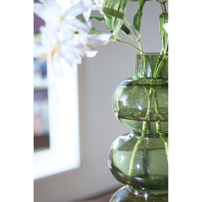 Renethorne Vase